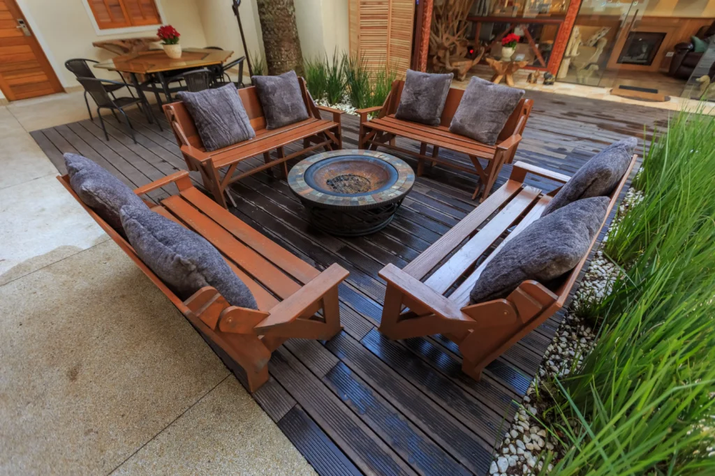Sunken fire pit with built-in stone seating